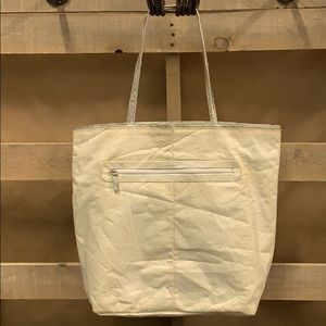 Sondra Roberts Squared snakeskin tote bag